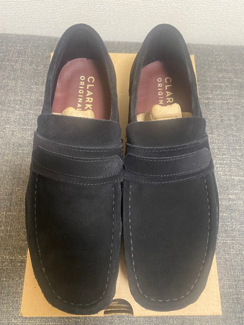 靴 Clarks Wallabee Loafer