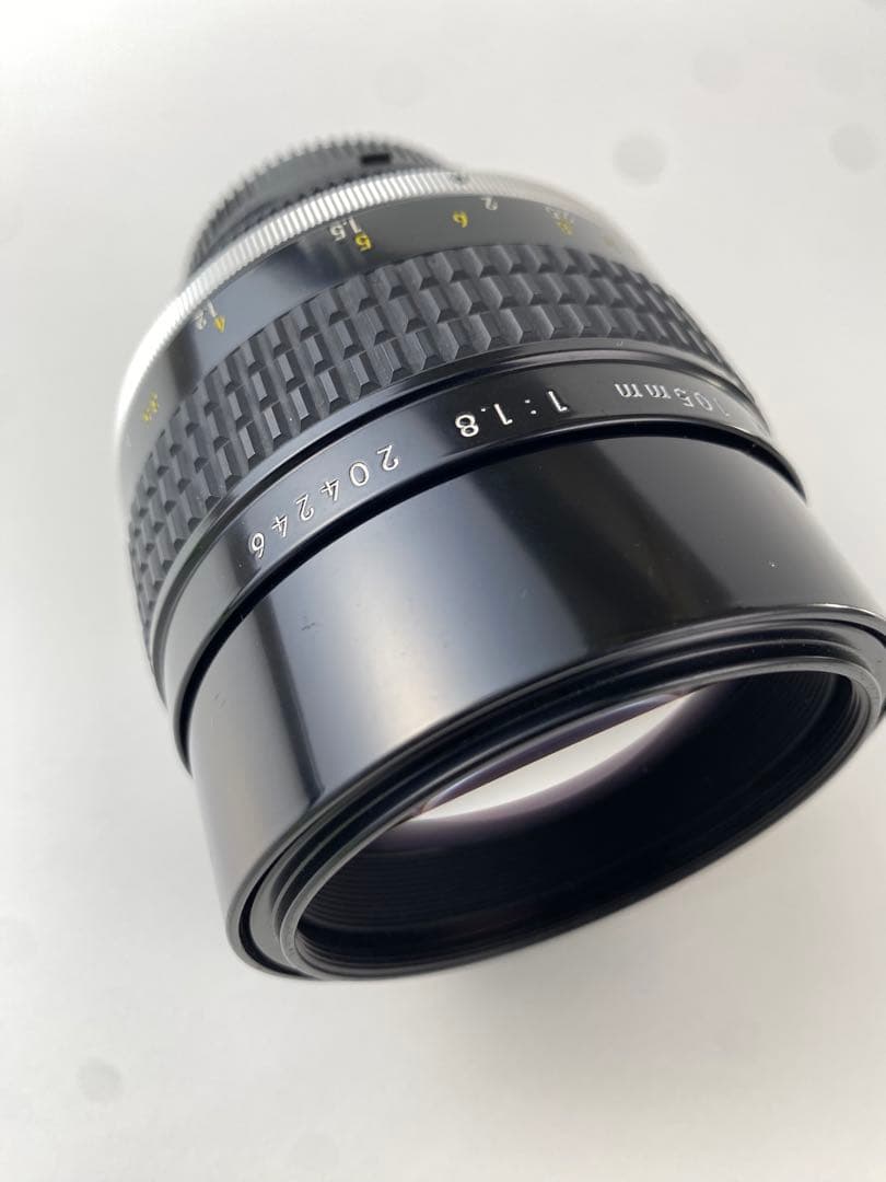 ニコン Nikon Nikkor Ai-s 105mm F1.8 レンズ
