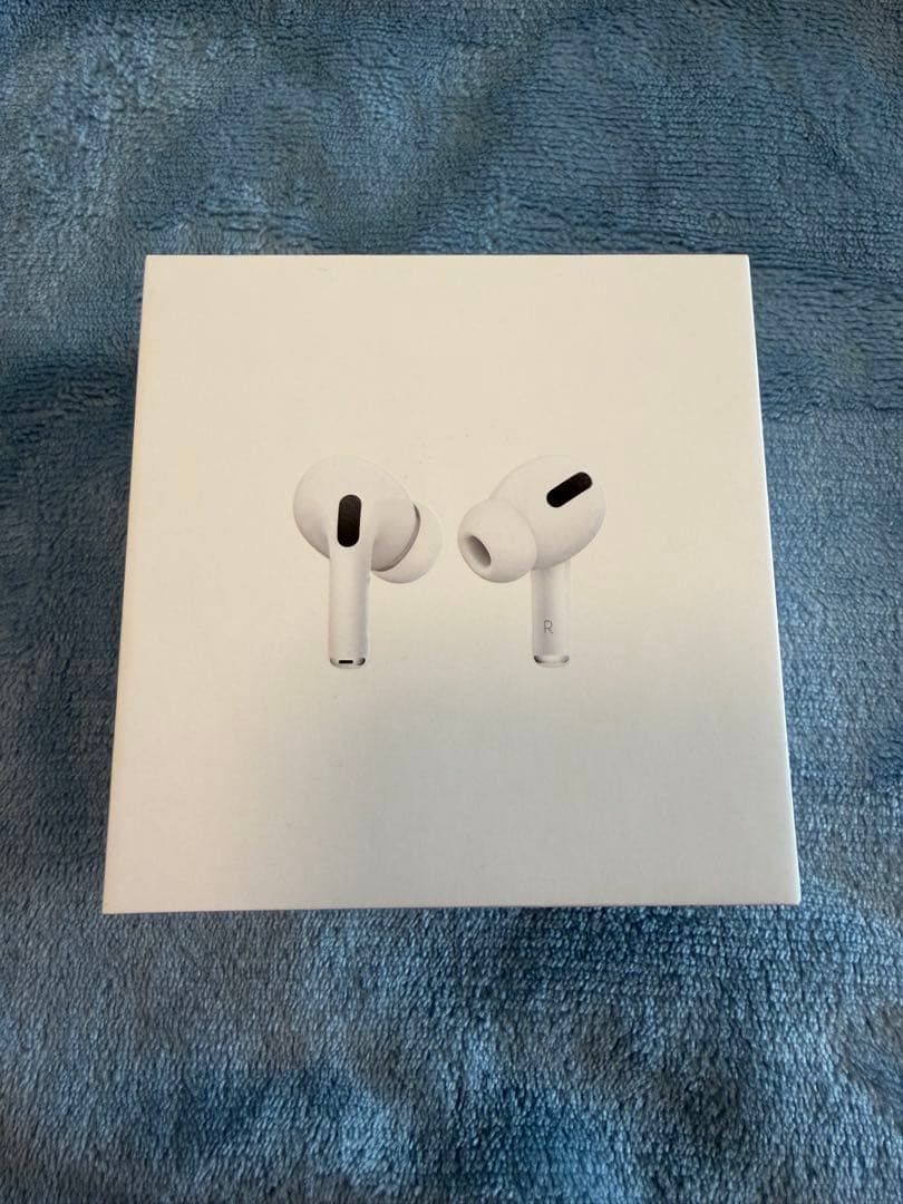 美品　2021年モデル　AirPods Pro