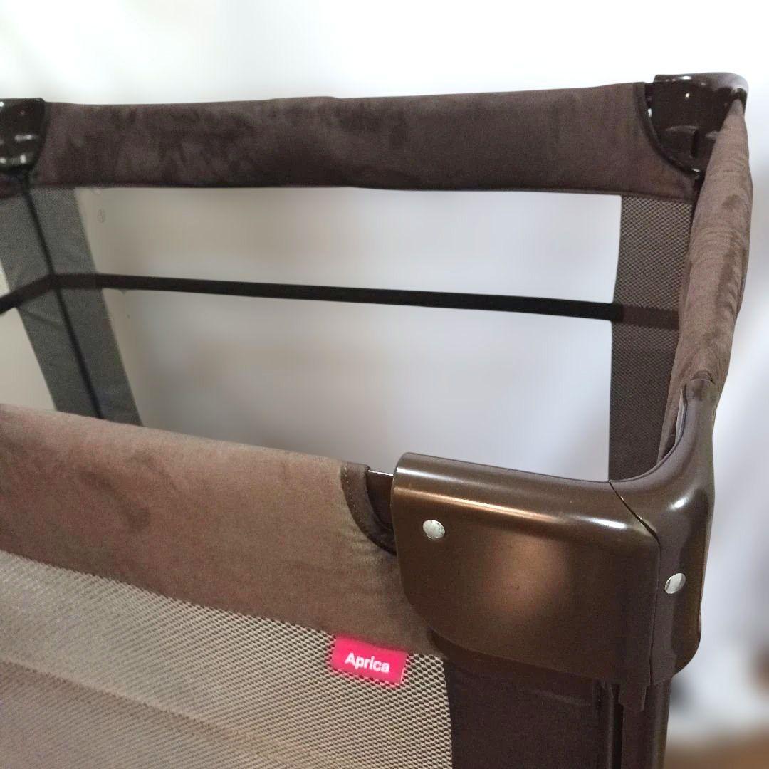 極美品 Aprica ココネルエアー プラス ベビーベッド ブラウン 折り畳み