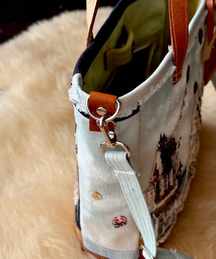 (手づくり)\"海の見える街\"ショルダートートバッグ刺繍アップリケ