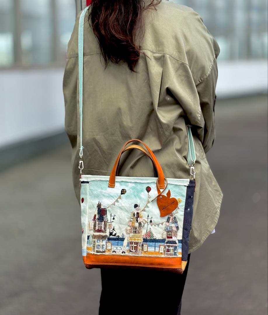 (手づくり)\"海の見える街\"ショルダートートバッグ刺繍アップリケ