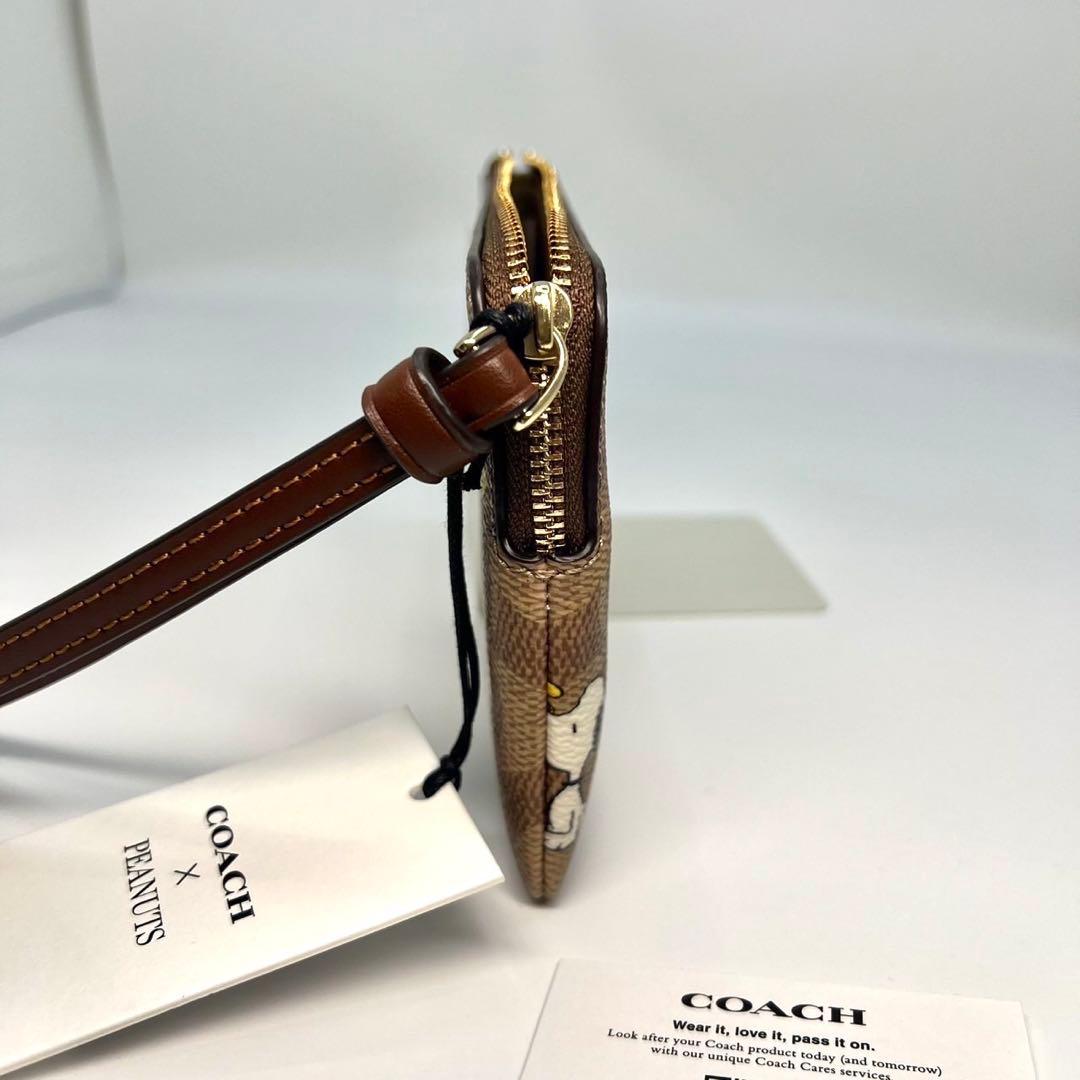 ☆新品☆COACH x PEANUTS スヌーピー　ポーチ