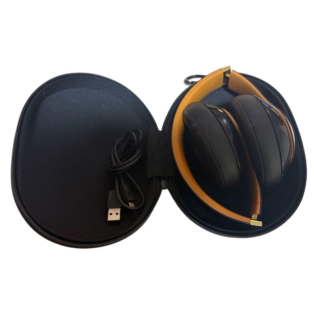 Beats ワイヤレスヘッドホン ブラック/ゴールド 純正ケース充電ケーブル付き