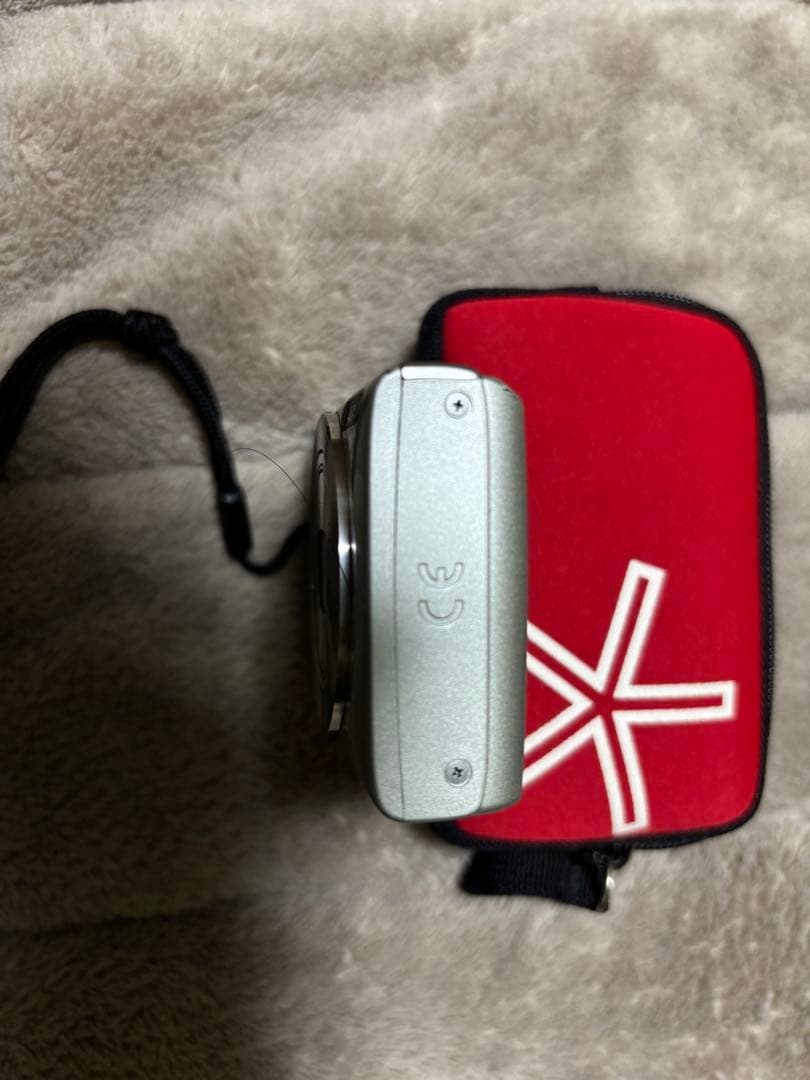 動作品 Canon キャノン IXY 200 シルバー バッテリー付属