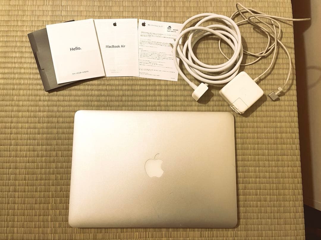 （値下げしました）Macbook Air MD231J/A【動作確認済み】