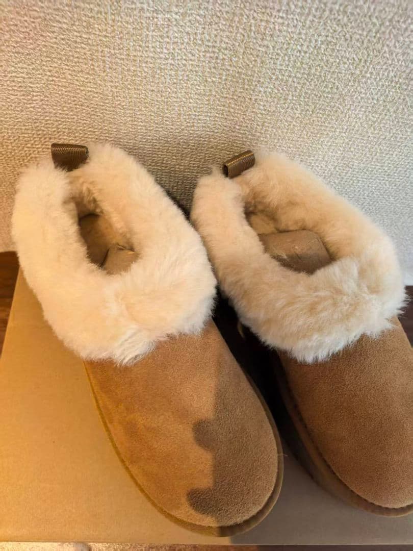 UGGベージュ スエード ムートンブーツ 24CM