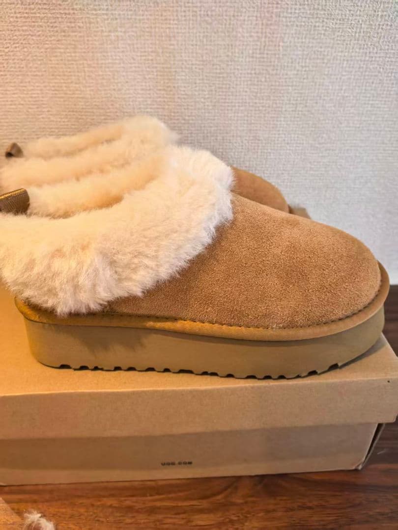 UGGベージュ スエード ムートンブーツ 24CM