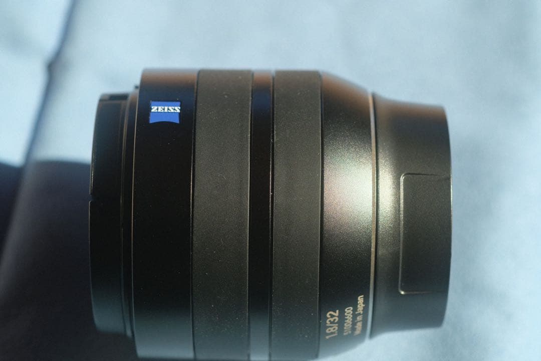 カールツァイス Touit 1.8/32 [フジフイルム用] Xマウント