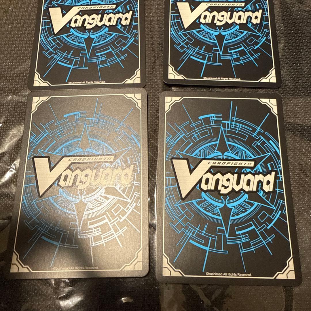 ヴァンガード モンスト 英雄を慕いし決意の王女 アンドロメダ RR 4枚