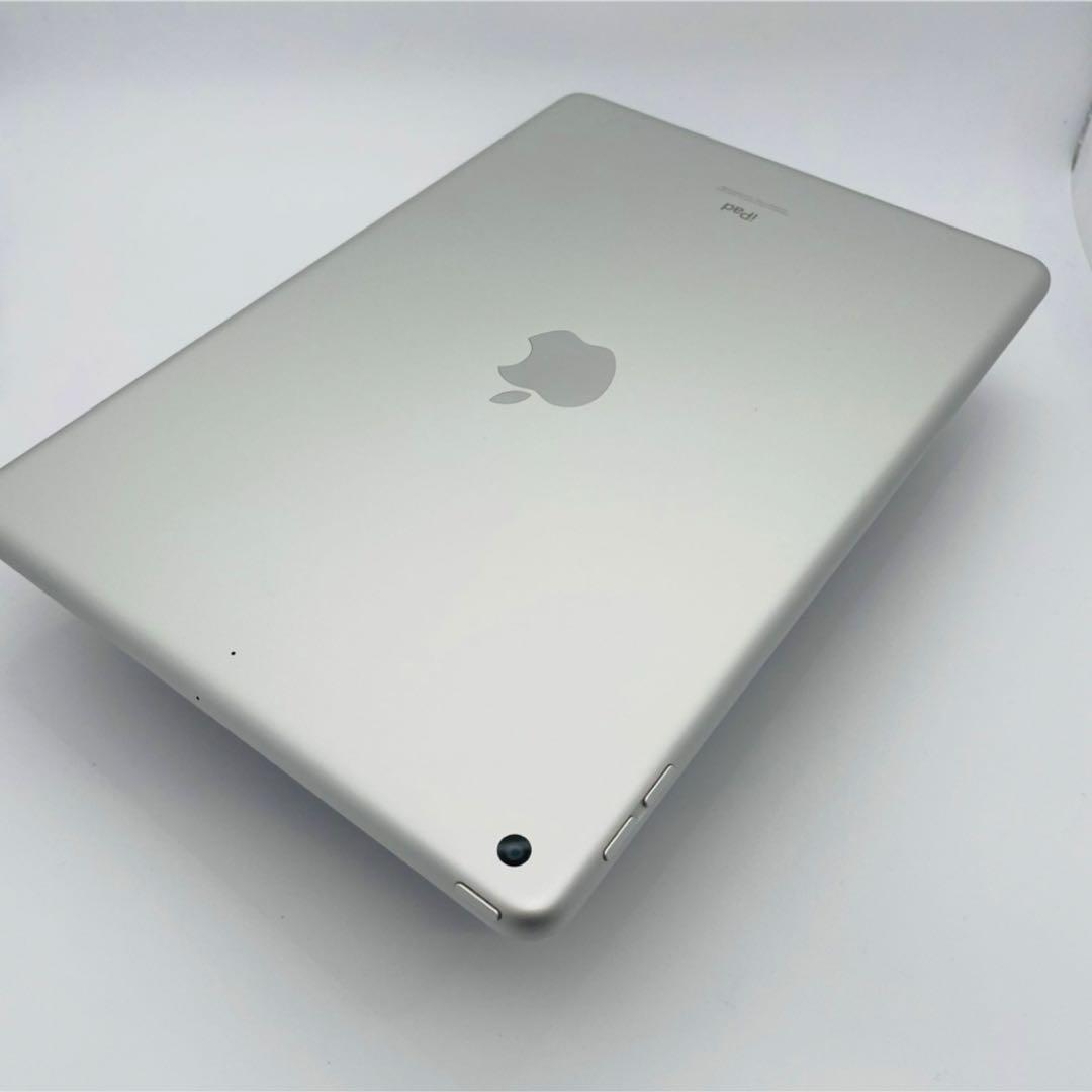 A 電池89% iPad 9 第9世代　256 GB シルバー　Wi-Fi 本体