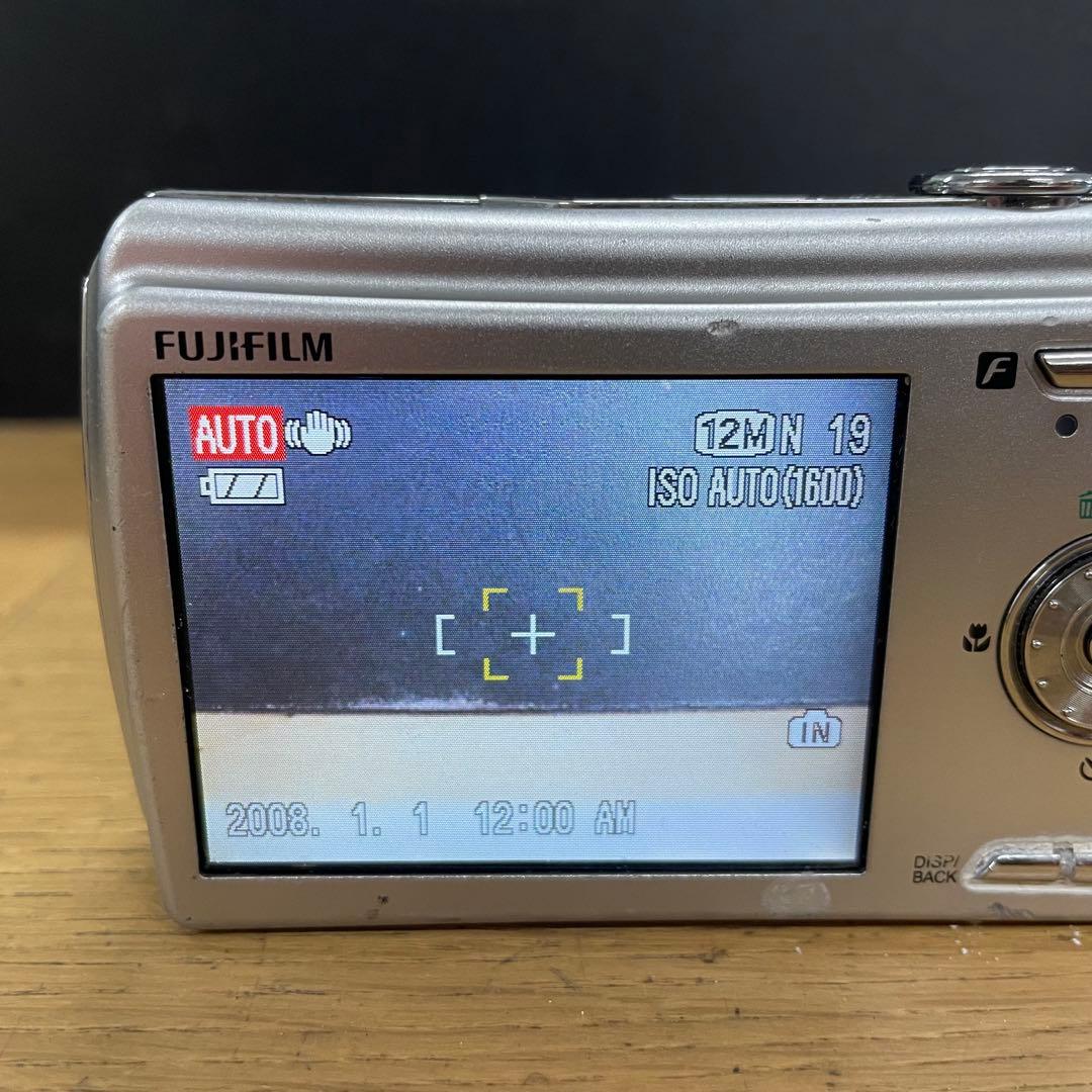 動作品 Fujifilm Finepix F100fd コンパクトデジタルカメラ