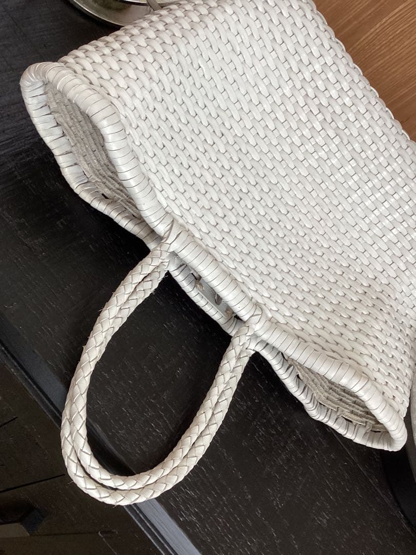 DRAGON DIFFUSION レザーカゴバッグ　白　ホワイト