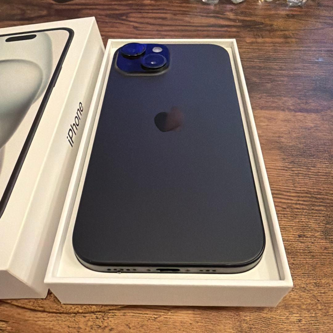 Apple iPhone15 本体 128GB