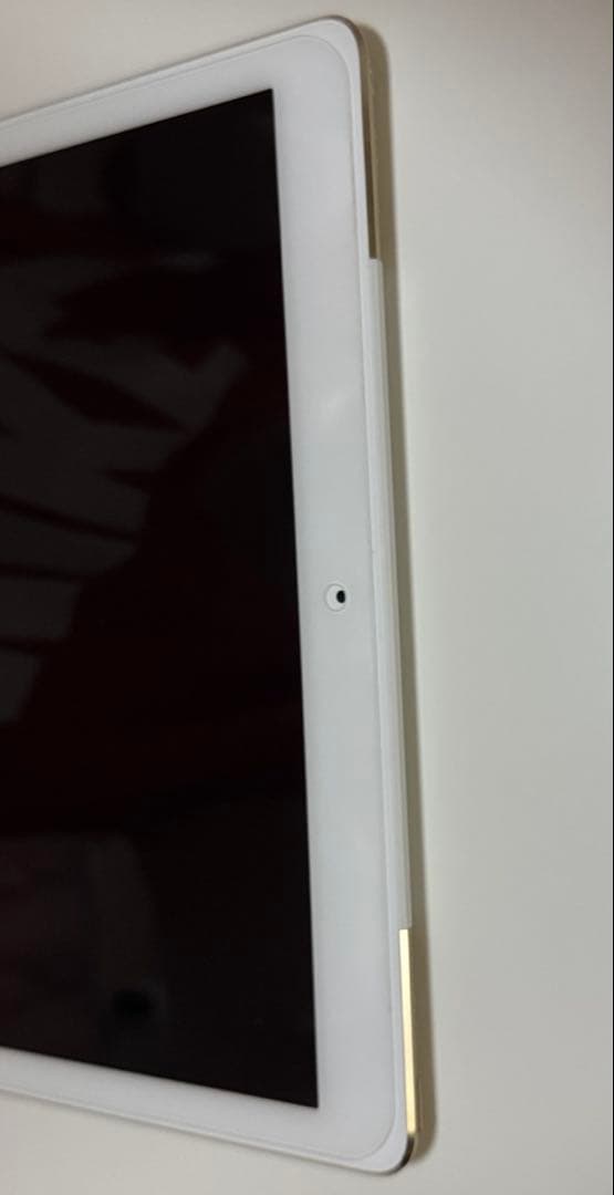 • iPad Pro 12.9 第1世代 128GB 美品 ガラスフィルム付 •