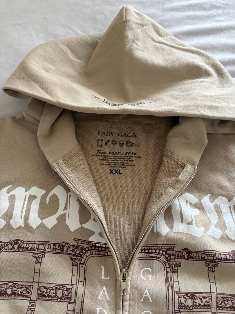 LADY GAGA MAYHEMBallグッズ　ジップアップパーカーXXL