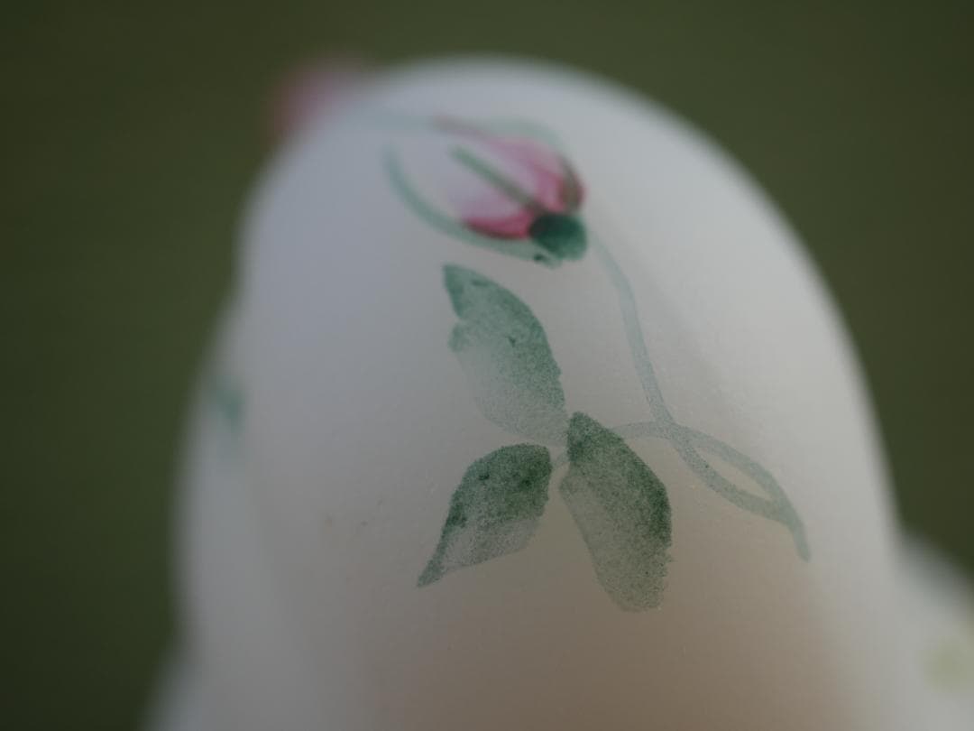 フェントン ペイント付き小鳥フィギュリン （９５周年記念・タグ無し）