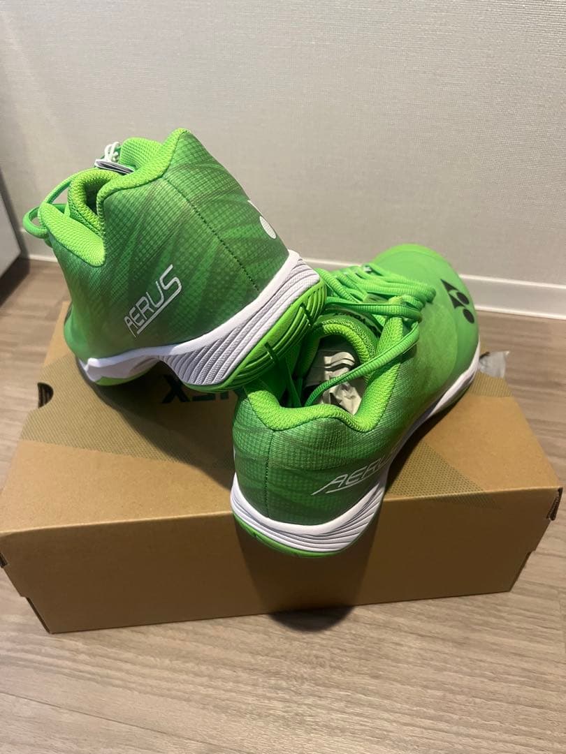 5*5様 数量限定YONEX エアラスZワイド 26cm フラッシュグリーン