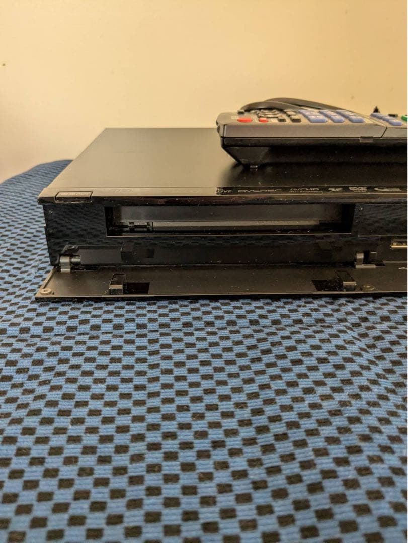 【ラスト値下げ】Panasonic ブルーレイレコーダー リモコン付き