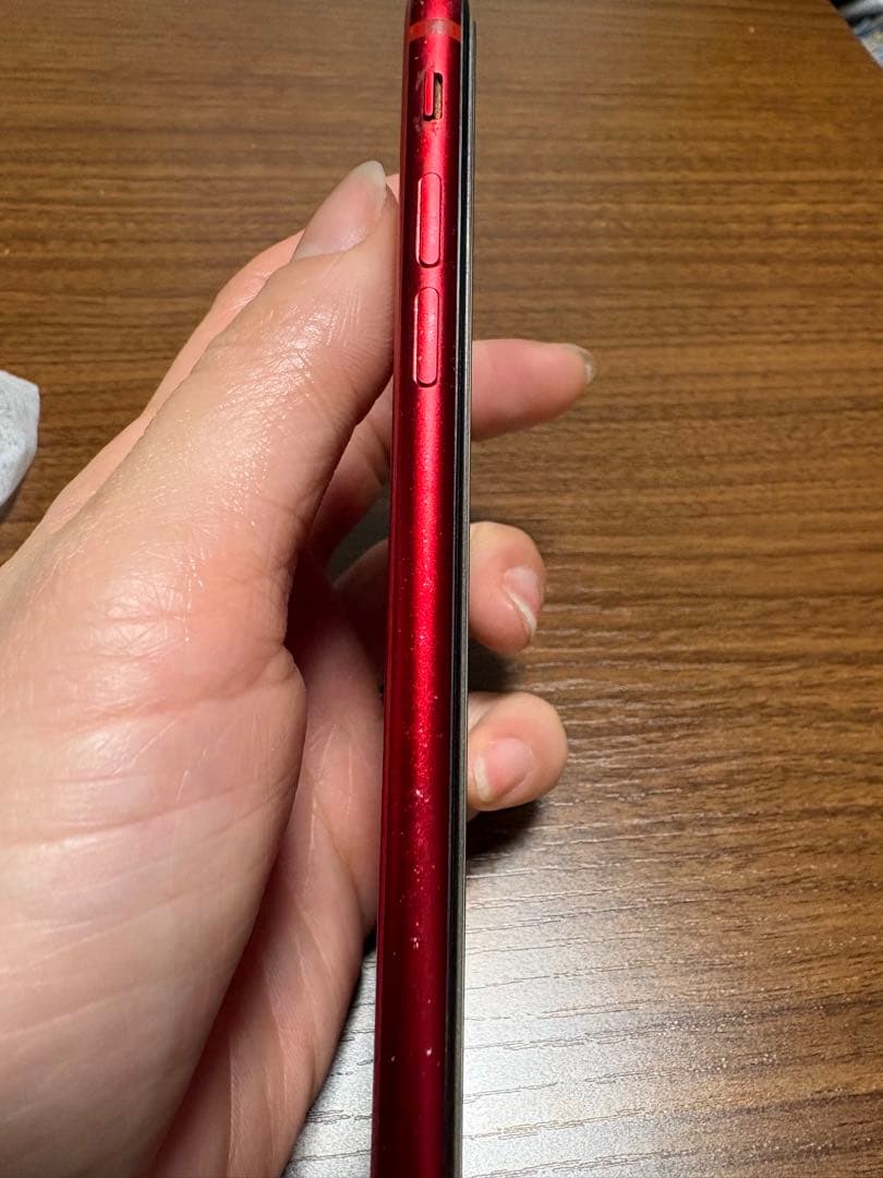 iPhone SE (第2世代) (PRODUCT)RED 128KB