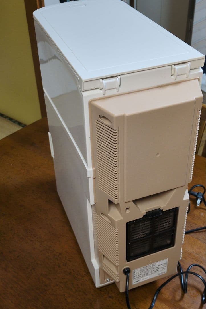 a*1様 RICE COOL 保冷米びつ HRCQ-105 エムケー精工社製品