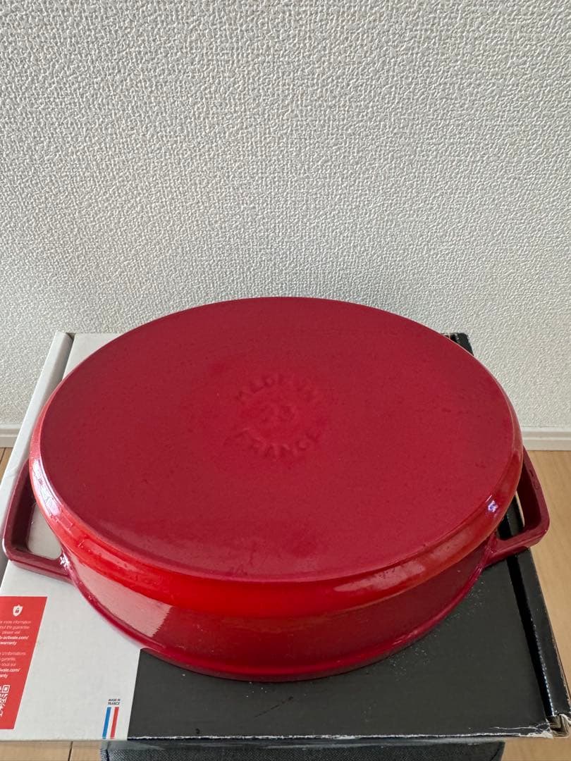 一度のみ使用★STAUB ラ・ココット オーバル 23cm チェリーレッド