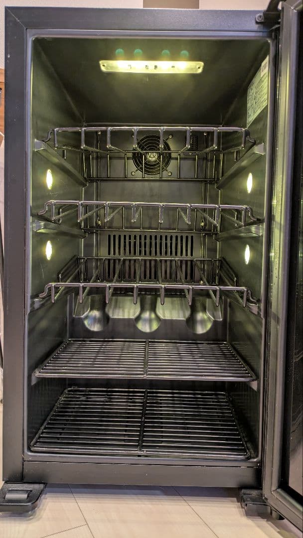 ★送料込　コンプレッサー式ワインセラー フォルスター　ブラック