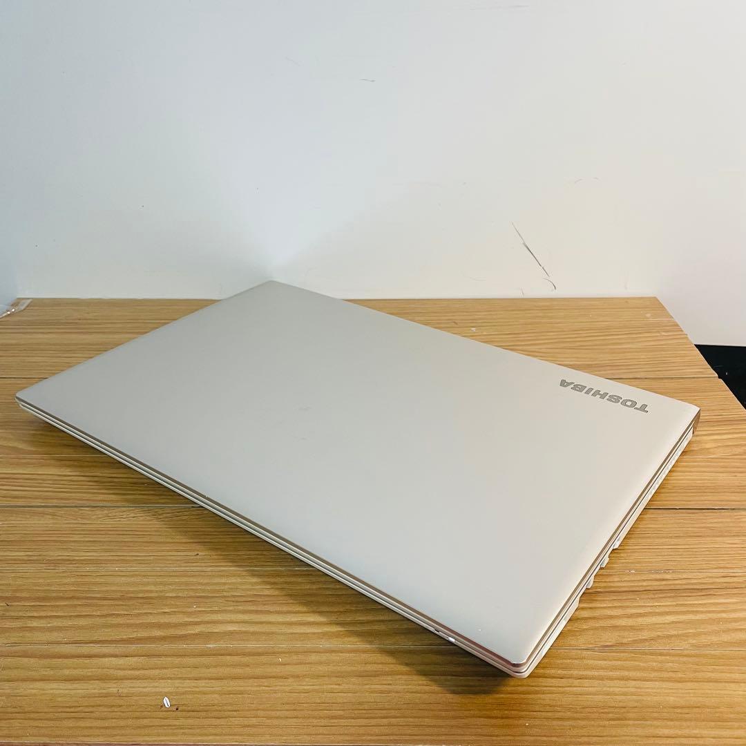 美麗設定済みすぐ使えるメモリ8ギガSSD256ギガカメラWin11オフィスDVD