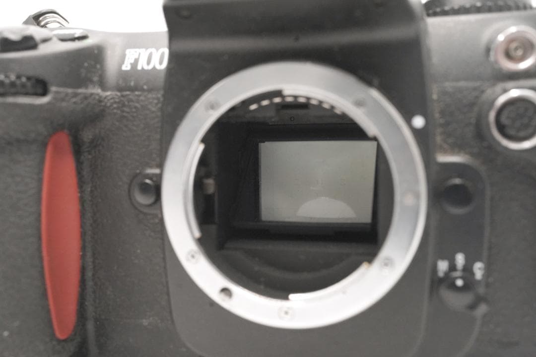 【ジャンク品】Nikon F100 ボディ 一眼レフカメラ
