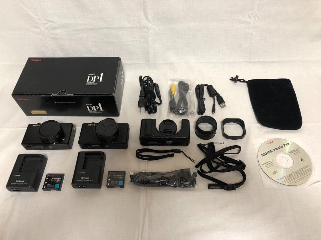 SIGMA DP1 2台セット Foveon ARTISAN&ARTIST