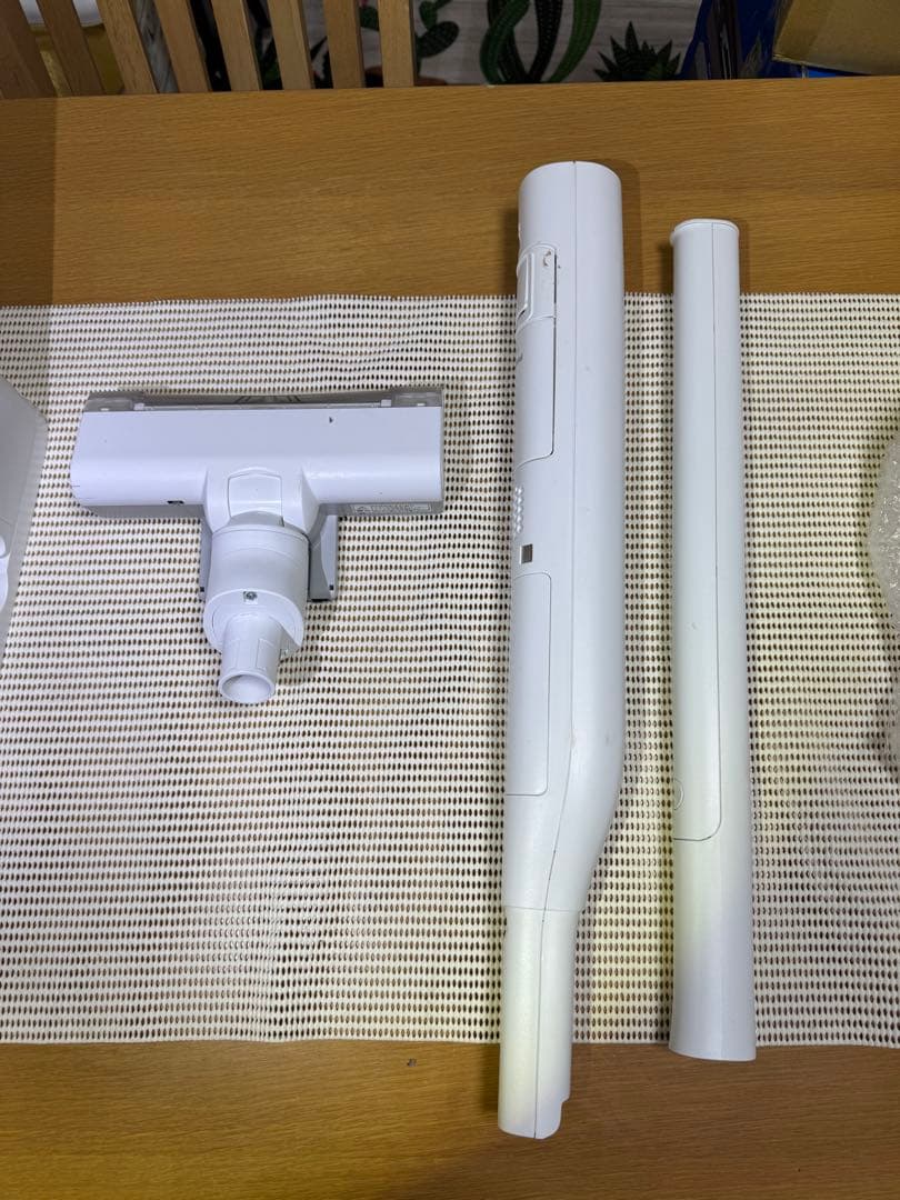 Panasonic MC-NS10K コードレス掃除機 2021年製 [2]