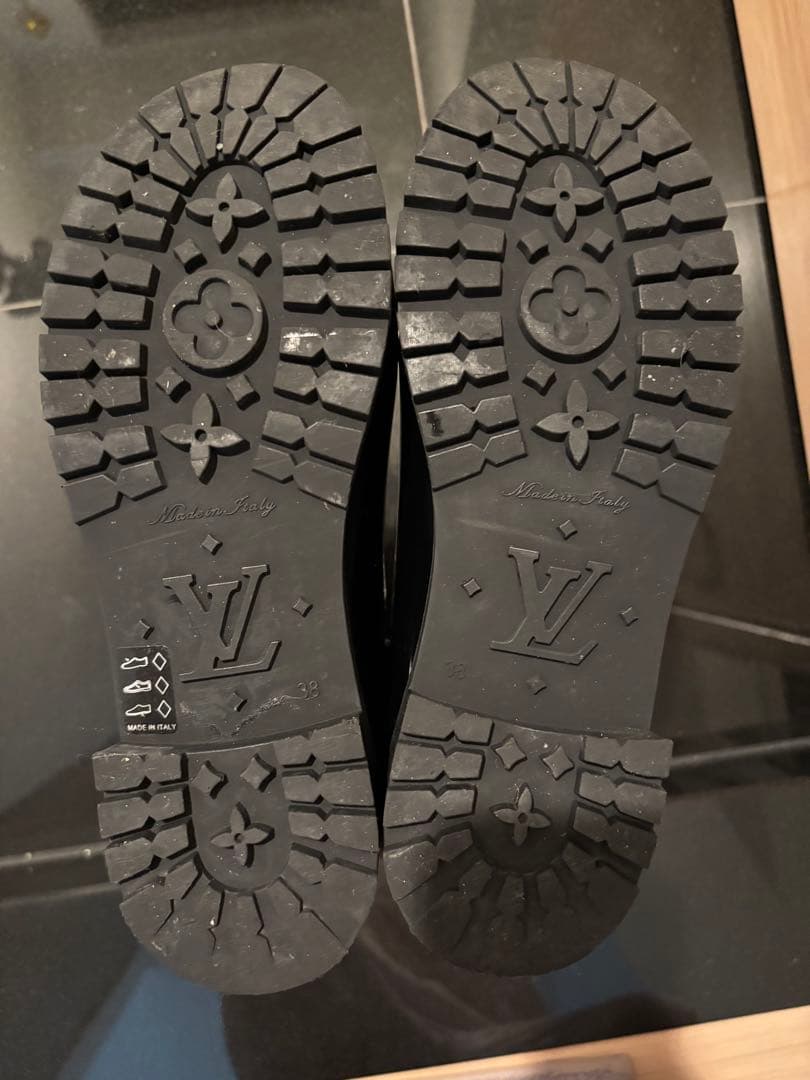 超メルカリ市限定価格✨ルイヴィトン黒レインブーツモノグラム38