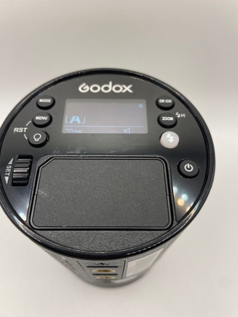 Godox AD100Pro ストロボ 本体と付属品　バッテリー2個