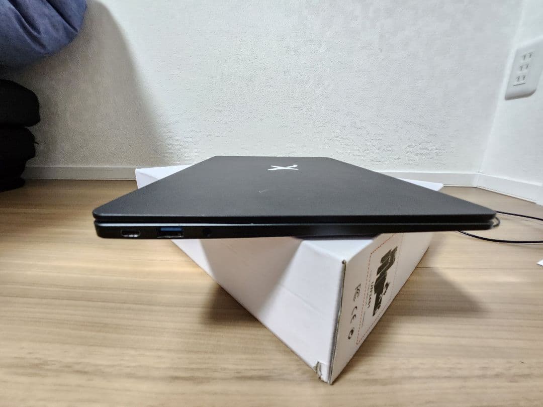 Miraxess MIRABOOK　PC型モバイルアクセサリー