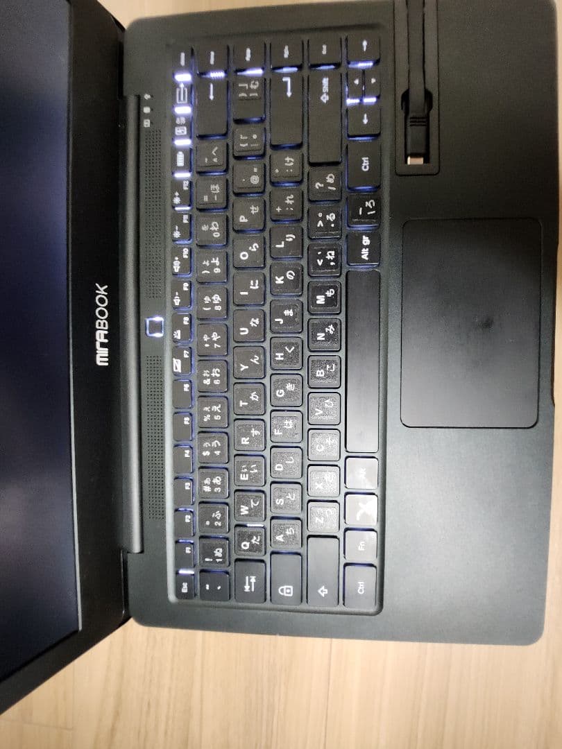 Miraxess MIRABOOK　PC型モバイルアクセサリー