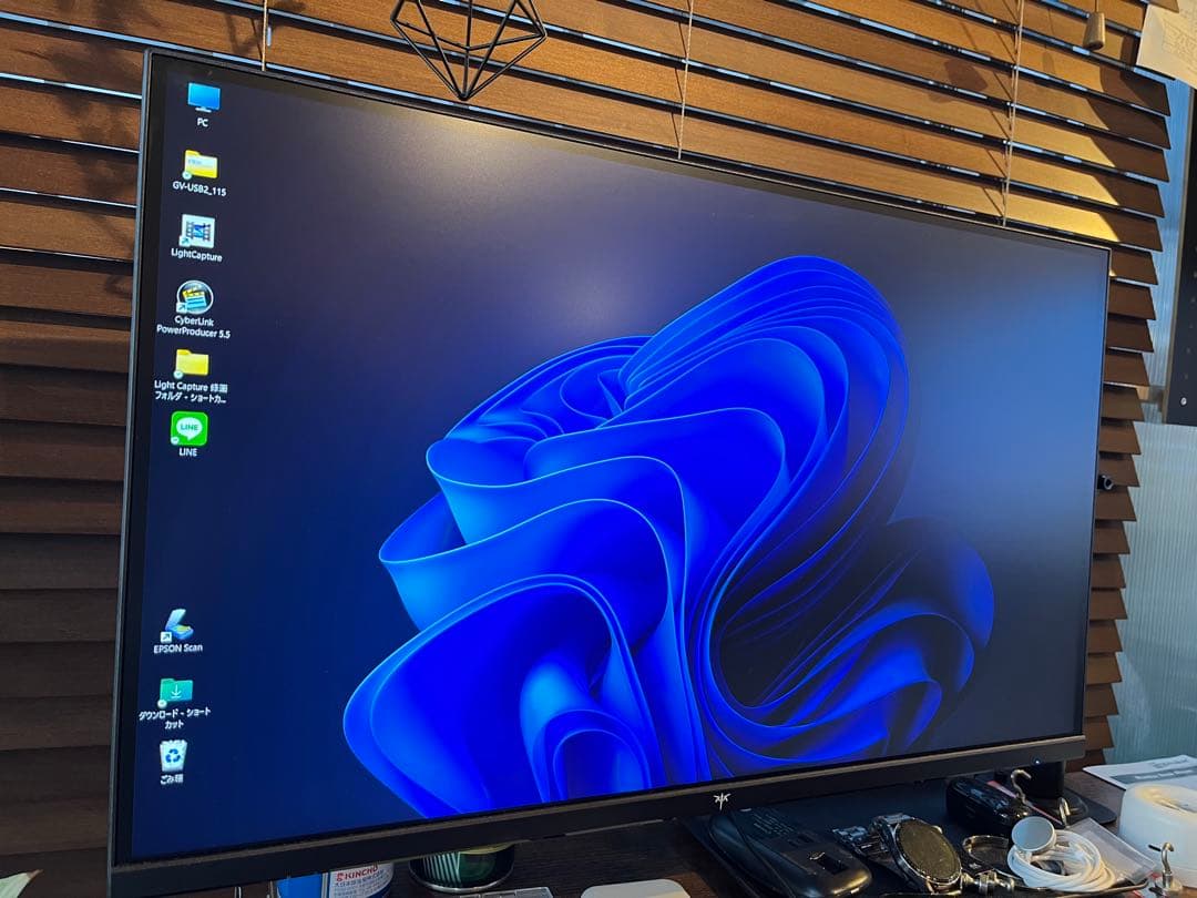 美品　KTC　27インチPCモニター　WQHD 100Hz IPSパネル