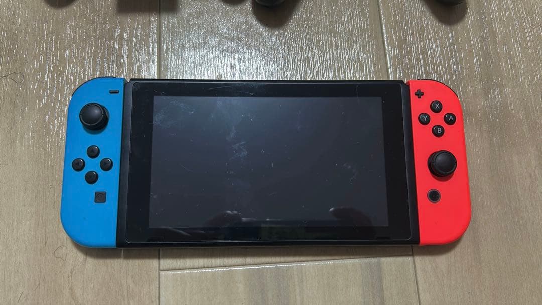 Nintendo Switch 本体 + プロコン+ソフト4本！！