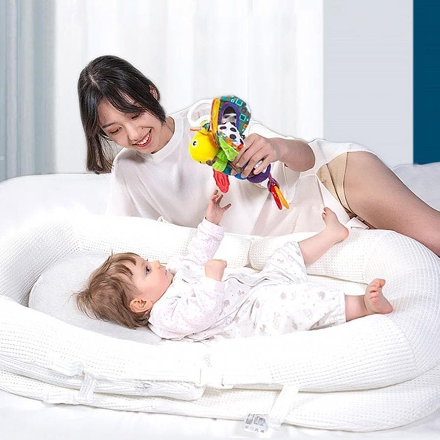 ベビーベッド 白 折り畳み ベッドインベッド 携帯型 添い寝 出産祝い 洗濯可能