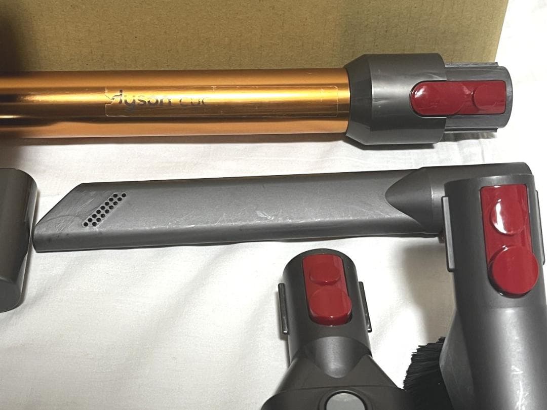 お買い得！57分稼働Dysonダイソン　サイクロンクリーナーSV12/V10良品