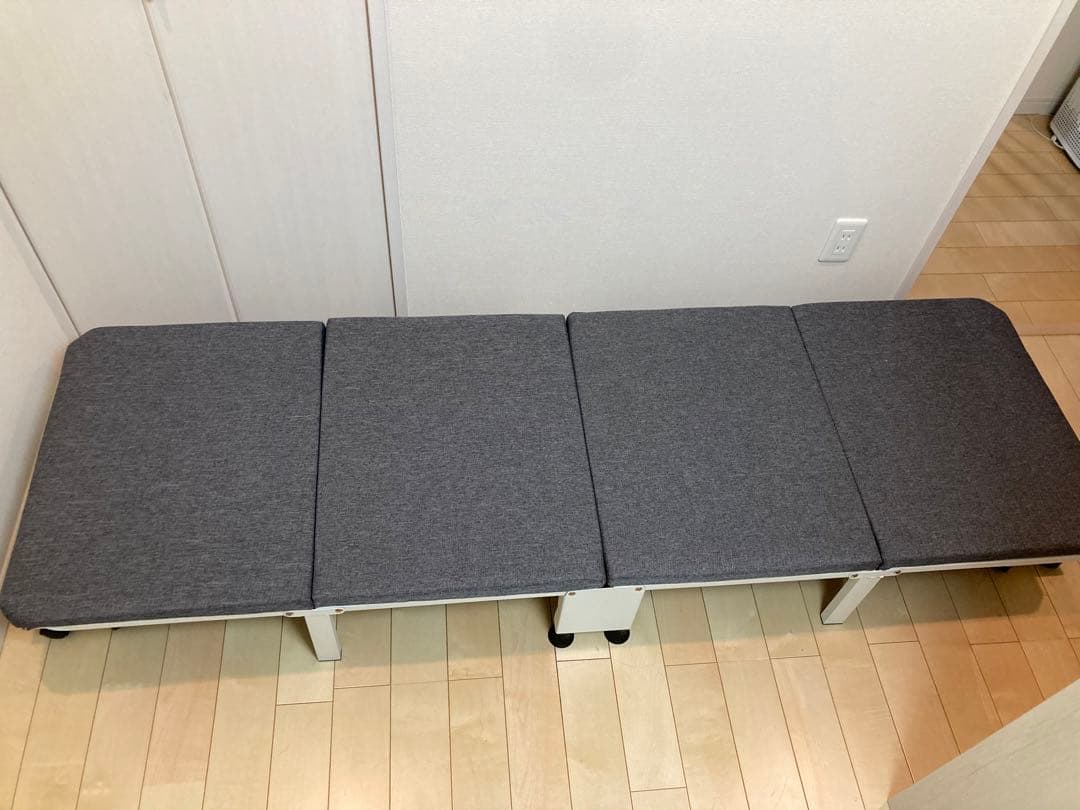 折りたたみベッド グレー キャスター付き