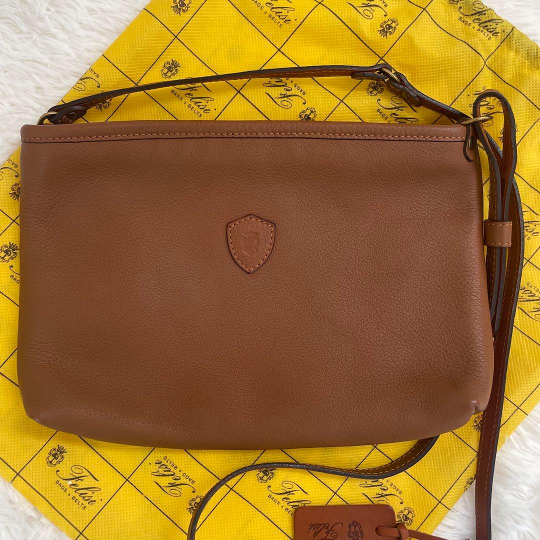 新品 フェリージ サコッシュ ショルダーバッグ レザー ブラウン 本革 ポーチ