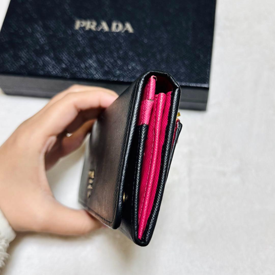 Prada プラダ　長財布　サフィアーノ　ゴールドロゴ