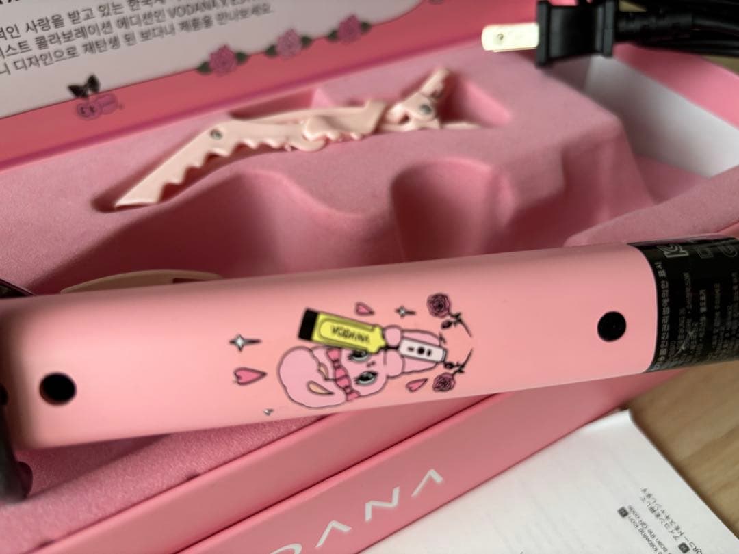 VODANA 限定品エスターバニーコラボ　ヘアアイロン