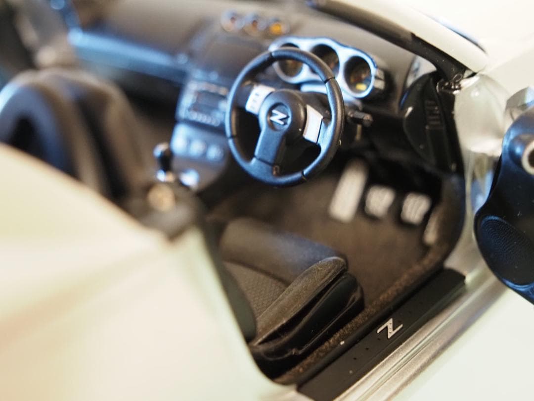 AUTOart 1/18 日産 フェアレディZ Z33 ロードスター シルバー