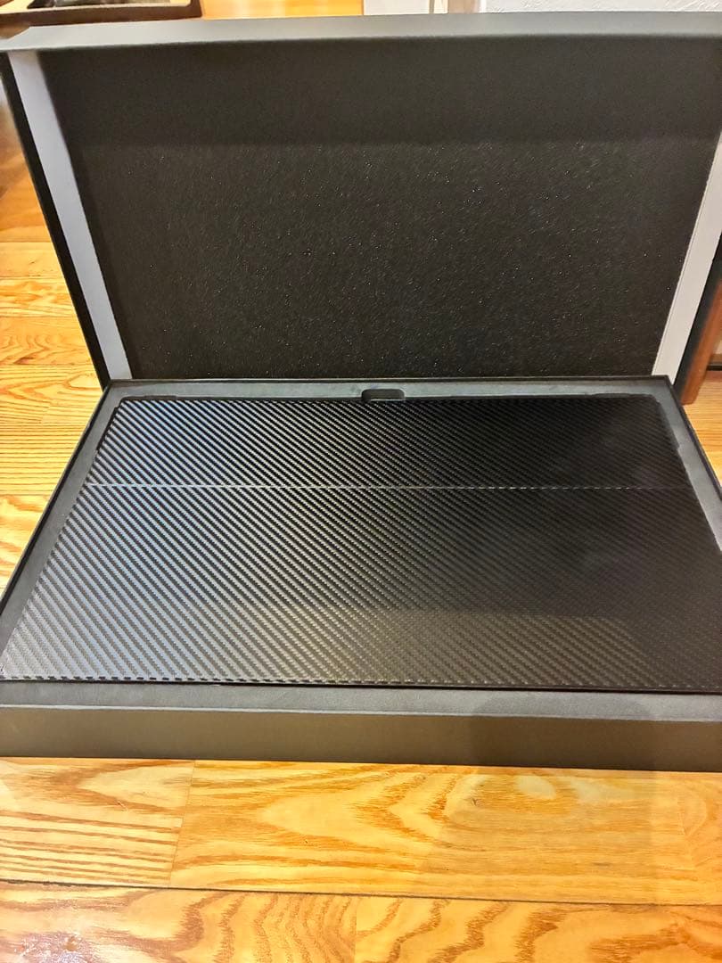 ディスプレイ　モニター　PROMETHEUS MONITOR 17.3インチ