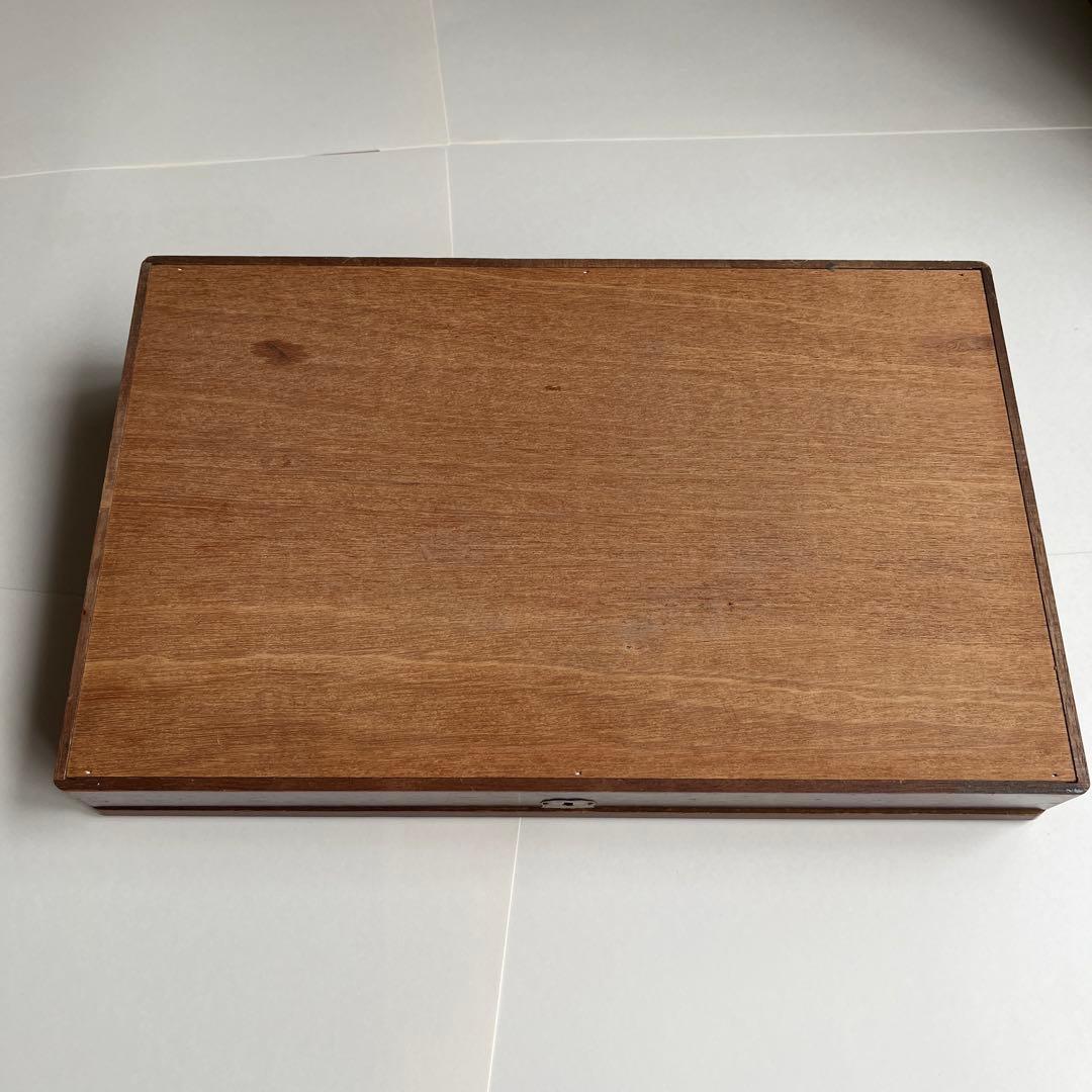 ショーケース　ガラスケース　木製コレクションケース鍵付き