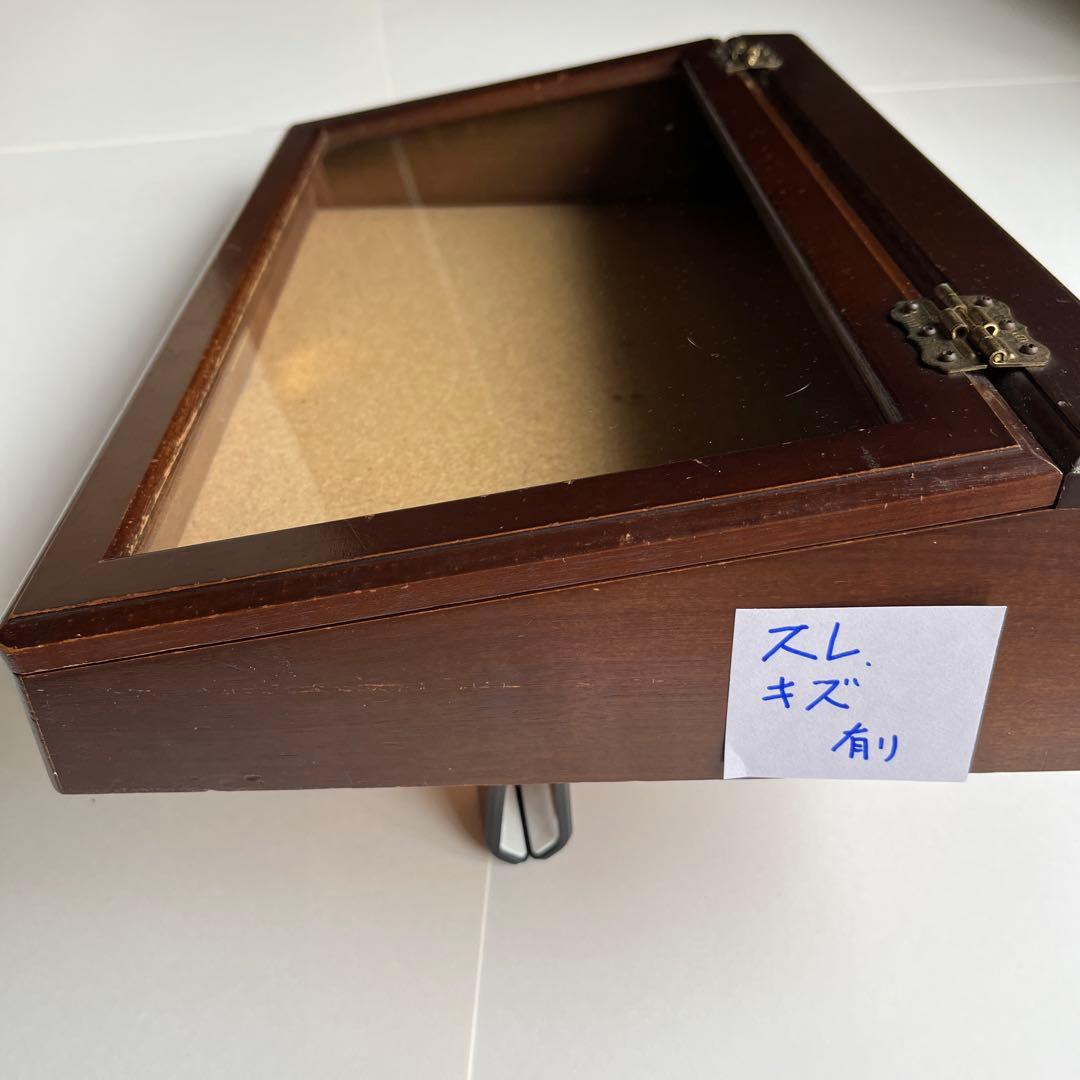 ショーケース　ガラスケース　木製コレクションケース鍵付き