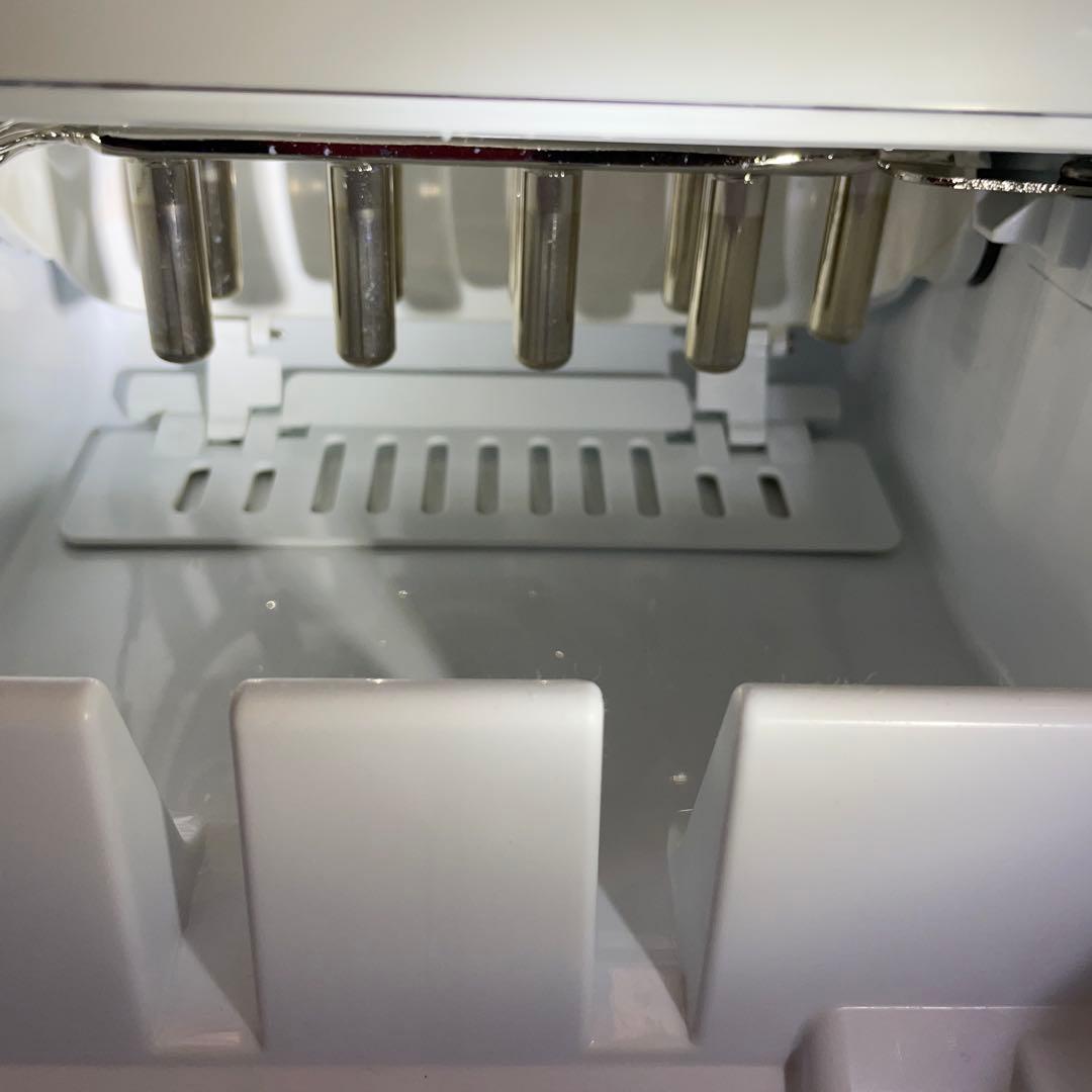 高速　コンパクト　製氷機　リブザ　氷製造機　　小型　白 アイスメーカー