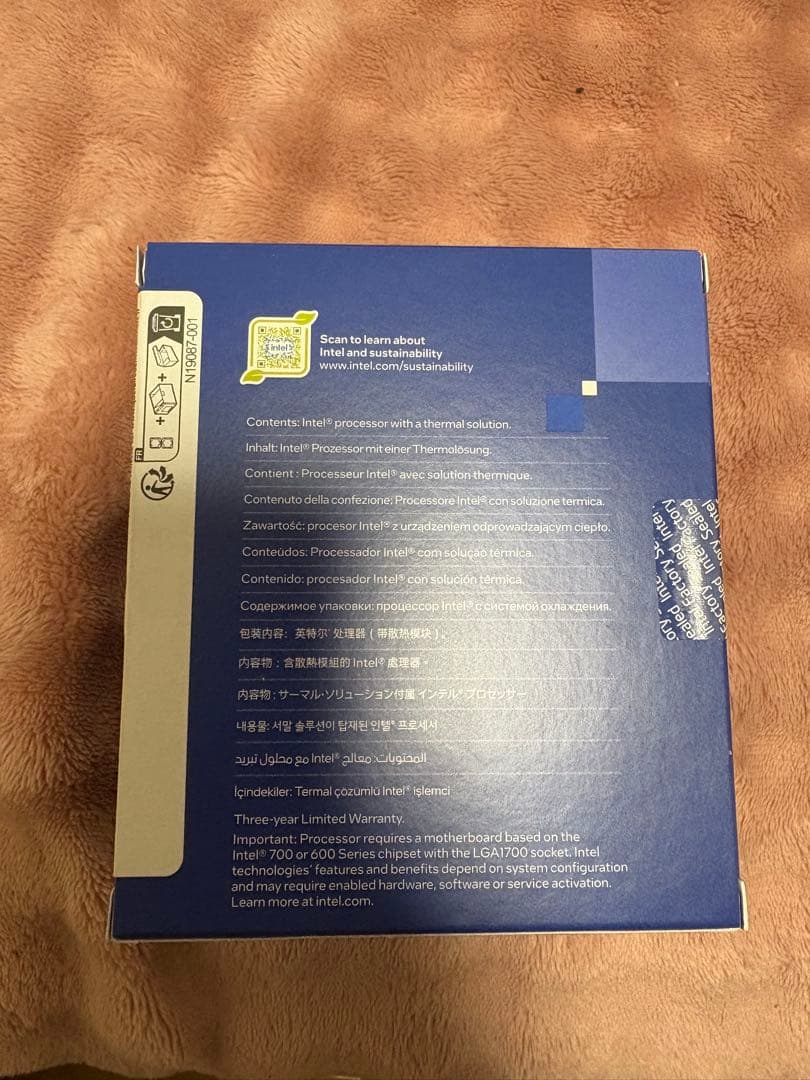 Cpu core i7 13700f 新品