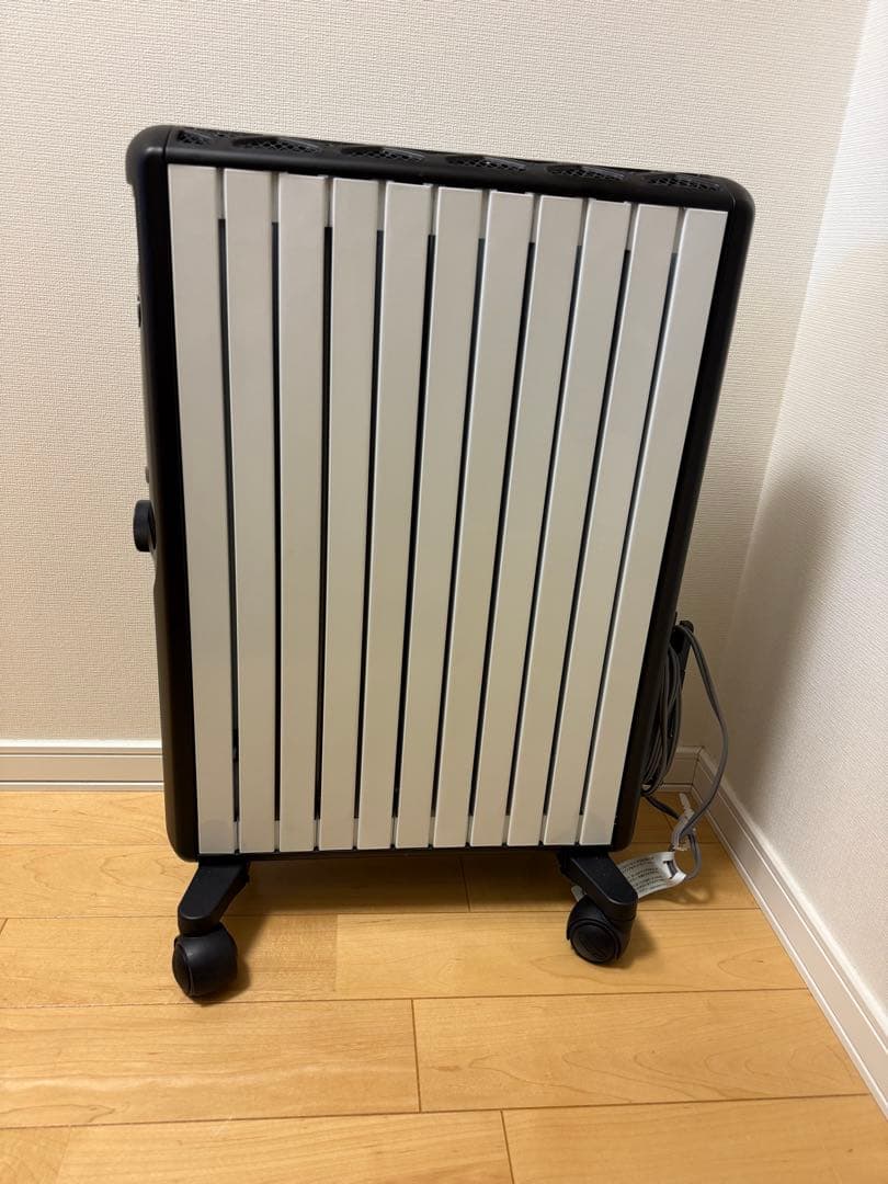 美品 デロンギ オイルヒーター MDHU15-BK マルチダイナミックヒーター